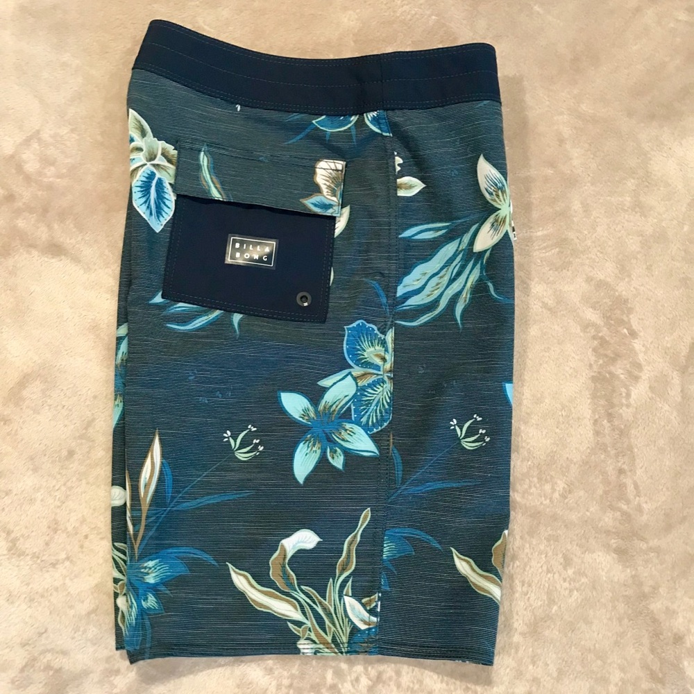 New billabong swimming shorts sz 28 - Picture 4 of 4